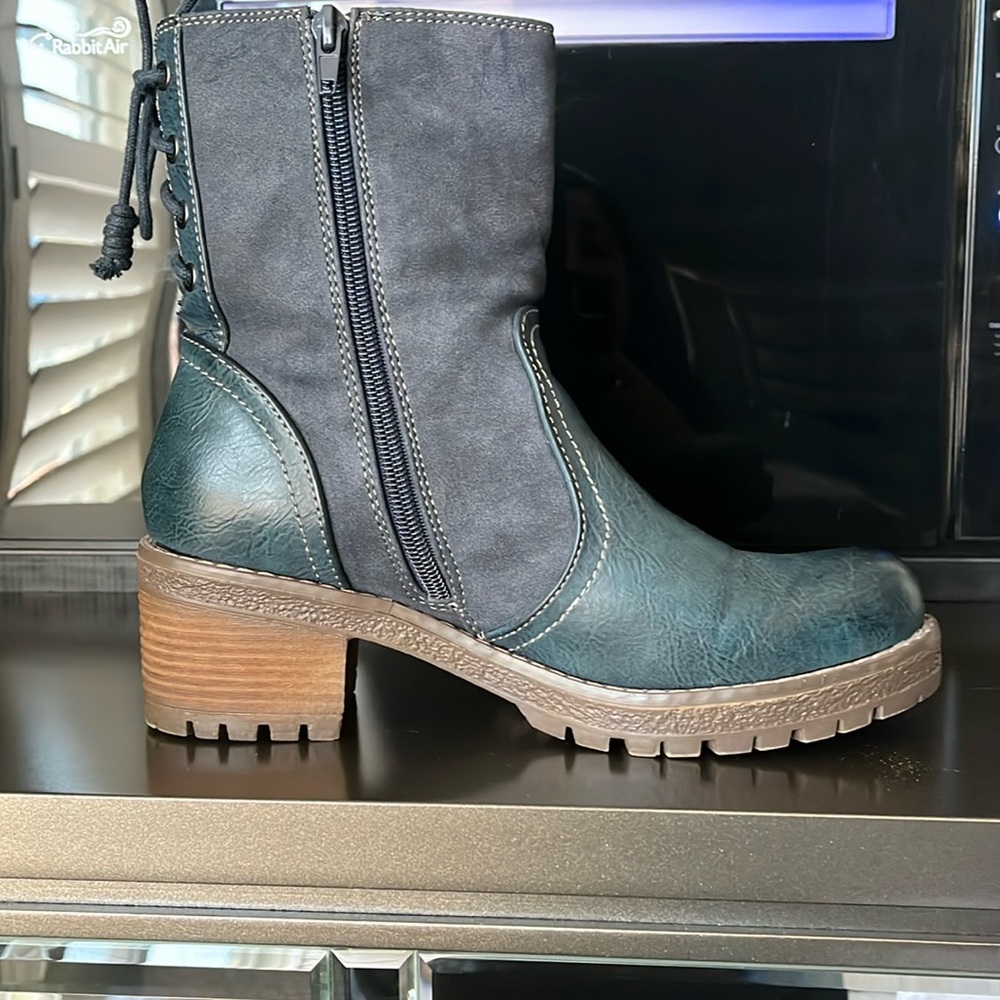 Refresh Women's Slate Blue Leather Ankle Boots - Size 38